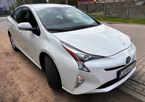 Toyota Prius cena 89900 przebieg: 6340, rok produkcji 2017 z Ząbki małe 326